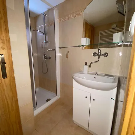 Apartman U Lisky Bystrousky